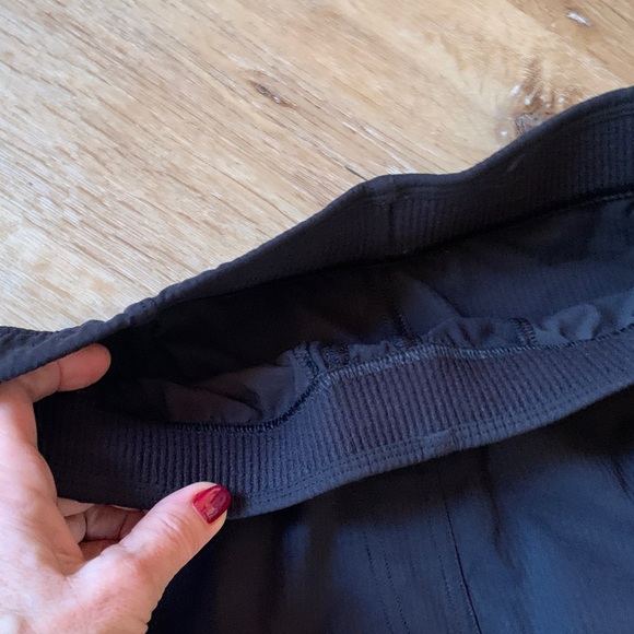 Lululemon athletica Black Ruched Track Pants Size S - Picture 10 of 16